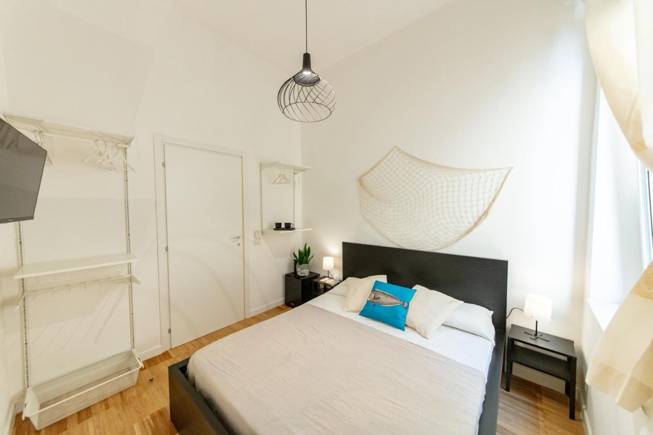 Lele'S Rooms Cagliari Kültér fotó