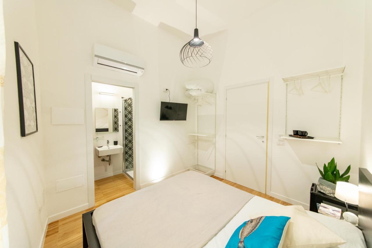 Lele'S Rooms Cagliari Kültér fotó
